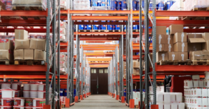 découvrez des solutions de stockage adaptées à vos besoins : du rangement optimisé à des systèmes de stockage innovants, trouvez la manière idéale de gérer vos espaces et vos objets.