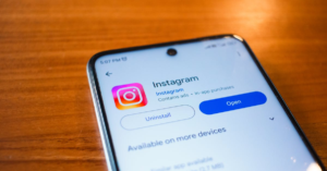 découvrez comment désinstaller facilement des applications et logiciels sur votre appareil. suivez nos étapes simples pour libérer de l'espace et optimiser les performances de votre système.