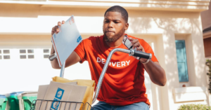 découvrez tout ce que vous devez savoir sur la lettre d'offre d'emploi : conseils pour la rédiger, éléments essentiels à inclure et astuces pour faire bonne impression auprès de vos futurs employés.