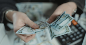 découvrez tout ce qu'il faut savoir sur le salaire du mois de anniversaire en france. explorez les impacts fiscaux, les variations selon les secteurs et les conseils pour optimiser vos revenus.