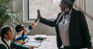 découvrez l'art du mentoring : un accompagnement sur mesure pour révéler votre potentiel et atteindre vos objectifs personnels et professionnels. rejoignez notre communauté d'apprenants et de mentors engagés pour transformer vos aspirations en réalisations.