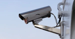 découvrez l'importance de la surveillance dans divers domaines, de la sécurité publique à la gestion des ressources. analysez les technologies et méthodes utilisées pour assurer un contrôle efficace et sécuritaire tout en respectant les droits individuels.