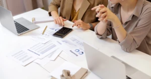découvrez notre calculateur de période d'essai, un outil pratique pour évaluer la durée idéale de votre période d'essai en fonction des normes et des besoins de votre entreprise. simplifiez vos processus de recrutement et assurez-vous que vos nouveaux employés s'intègrent parfaitement.