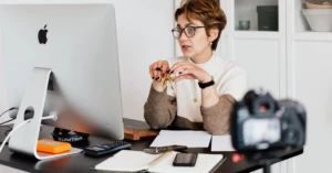 participez à notre webinaire de formation b2b et découvrez les meilleures pratiques, stratégies et outils pour optimiser les performances de votre entreprise. inscrivez-vous dès maintenant !