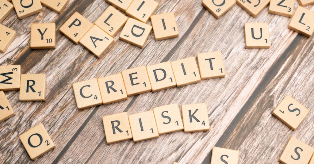 découvrez comment gérer et évaluer les risques de crédit interentreprises afin de sécuriser vos transactions, limiter les pertes financières et optimiser la santé financière de votre entreprise.