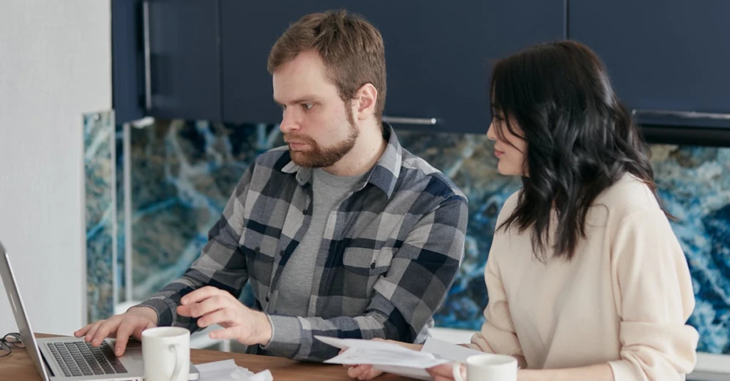 générez, gérez et envoyez facilement vos factures en ligne. suivez l’état de vos paiements et assurez une gestion efficace de votre comptabilité avec notre solution dédiée à la facturation.