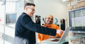 découvrez ce qu'est un sales funnel, son importance dans le processus de vente, et comment optimiser chaque étape pour convertir vos prospects en clients fidèles.